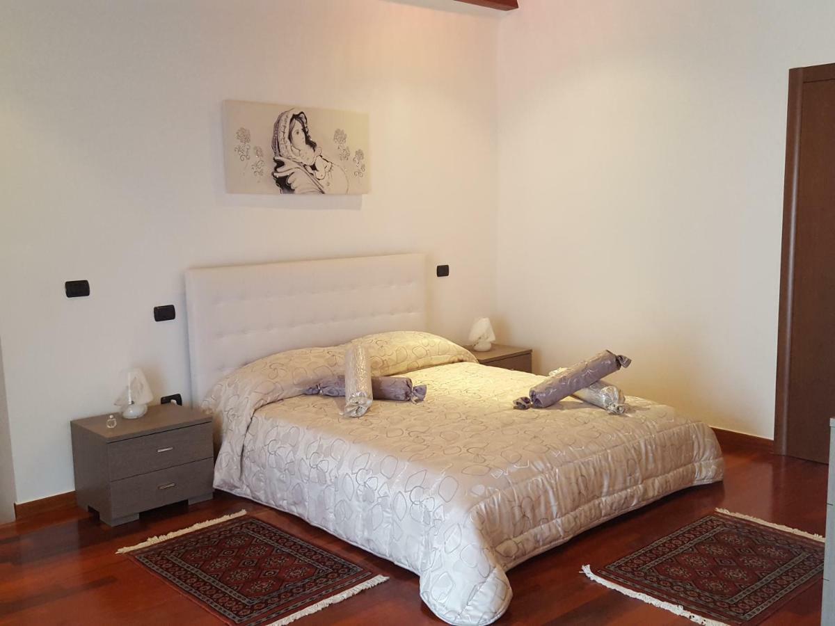 Dimora di Mara Bed & Breakfast Santeramo in Colle Bagian luar foto